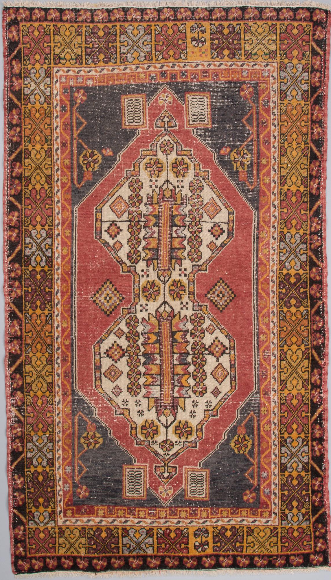 MATTA, Kayseri Taspinar. Ca 120x200 cm.