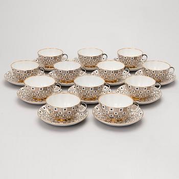 A 16 piece set of Lomonosov porcelain, Sovjet Union. 1960/1970s.