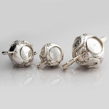 Teservis, fem delar, silver. Wang Hing & Co, Hong Kong & Canton.