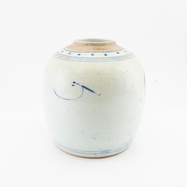 A Chinese blue and white jar, 20th century.