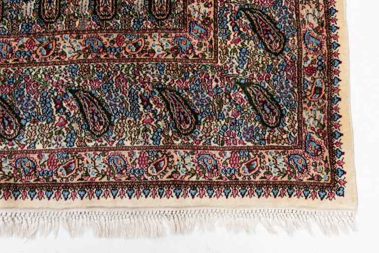 Carpet, Kirman, approx. 335 x 260 cm.