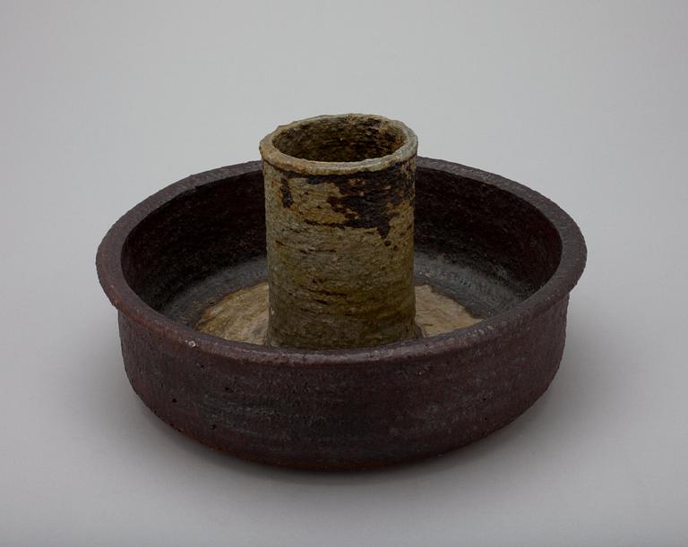 Raija Tuumi, A CERAMIC CANDLESTICK.