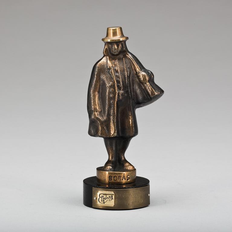 SKULPTUR, brons, "Knallen", signerad N.C.