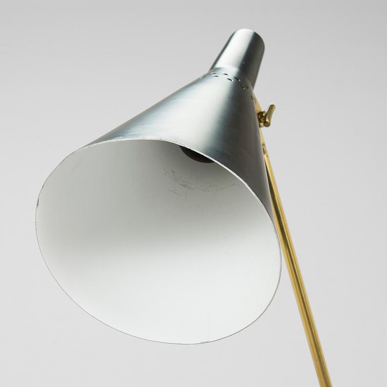 Tapio Wirkkala, A mid-20th-century 'K 10-11' floor light for Idman.