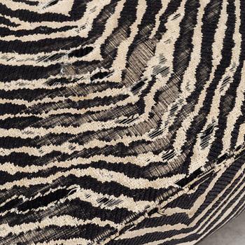 Alvar Aalto, a late 20th century '544' sofa for Artek.