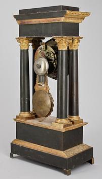 BORDSPENDYL, empire, Österrike-Ungern, 1800-tal.