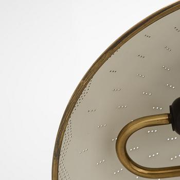 Paavo Tynell, pöytävalaisinpari, malli 5061, Idman 1900-luvun puoliväli.