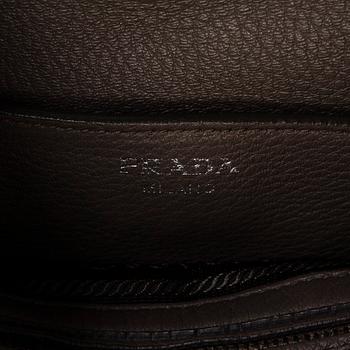 Prada, a 'Cervo Zipper Hobo' bag.