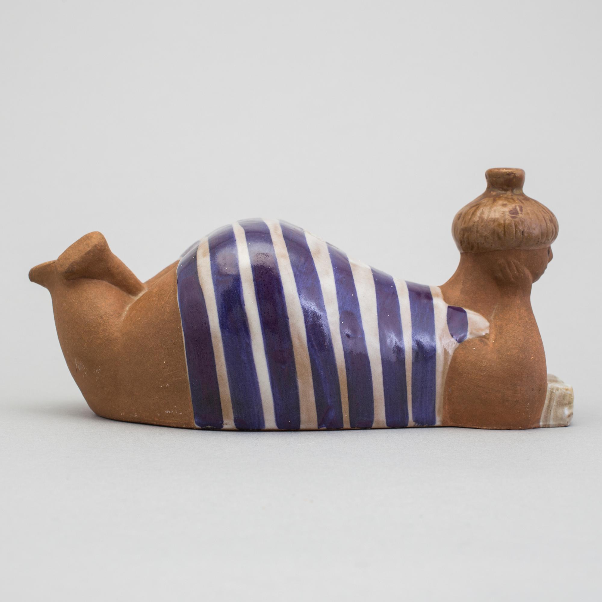A stoneware sculpture "Beata" by Lisa Larson, Gustavsberg.