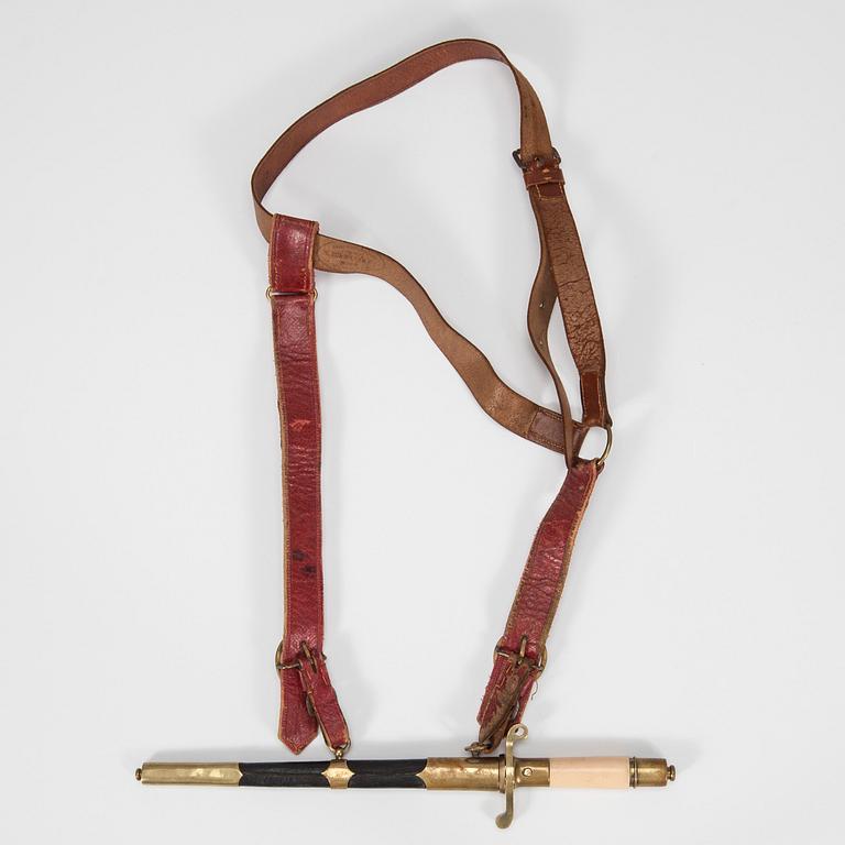 LAIVASTOTIKARI, Puola, 1900-luvun keskivaihe ja KANNIKE, leimattu W. Schwaab & Co Wien, n. 1900.