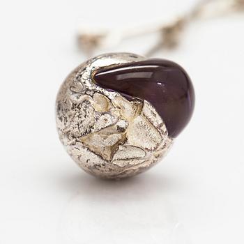Björn Weckström, A sterling silver and acrylic necklace "Nectaris". Lapponia 1974.