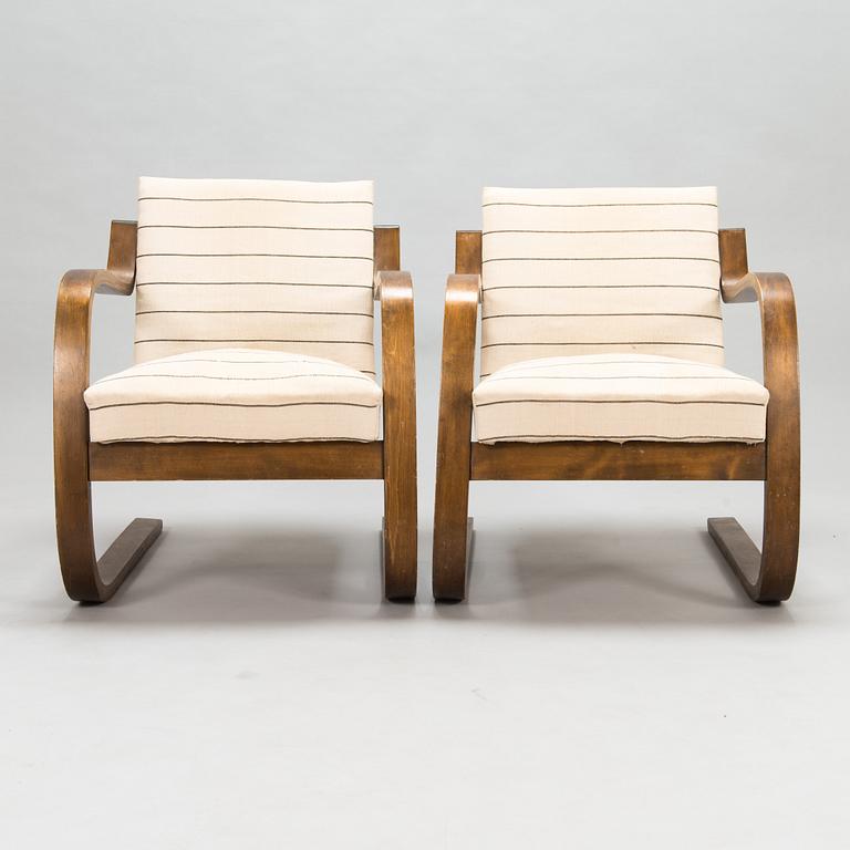 Alvar Aalto, a pair of mid-20th century armchairs '34', Huonekalu- ja Rakennustyötehdas A.B.