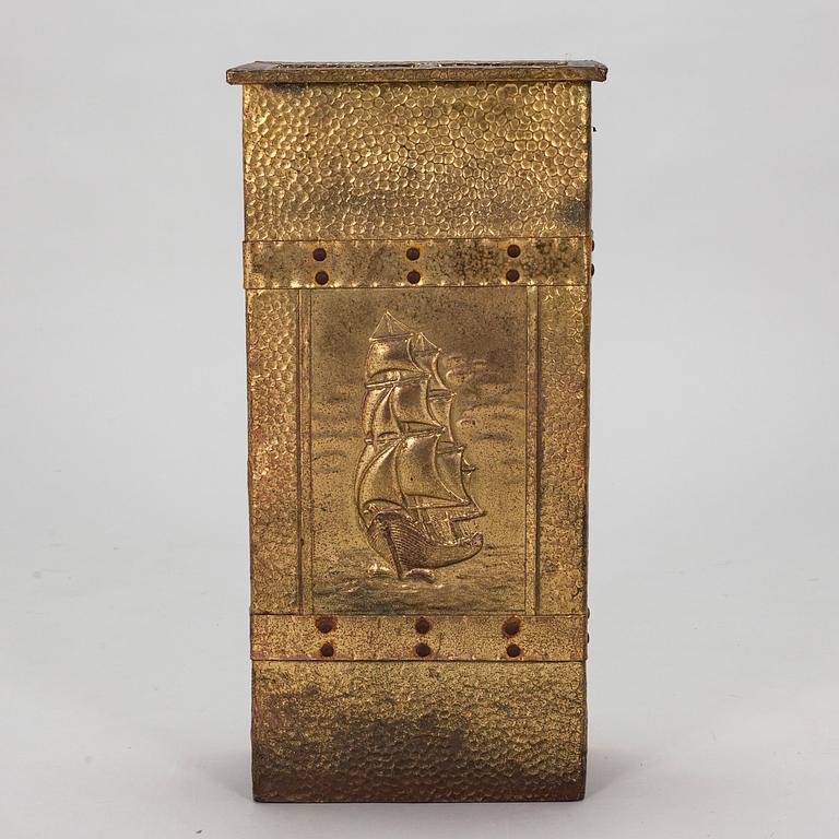 Umbrella stand, first half of the 20th century.