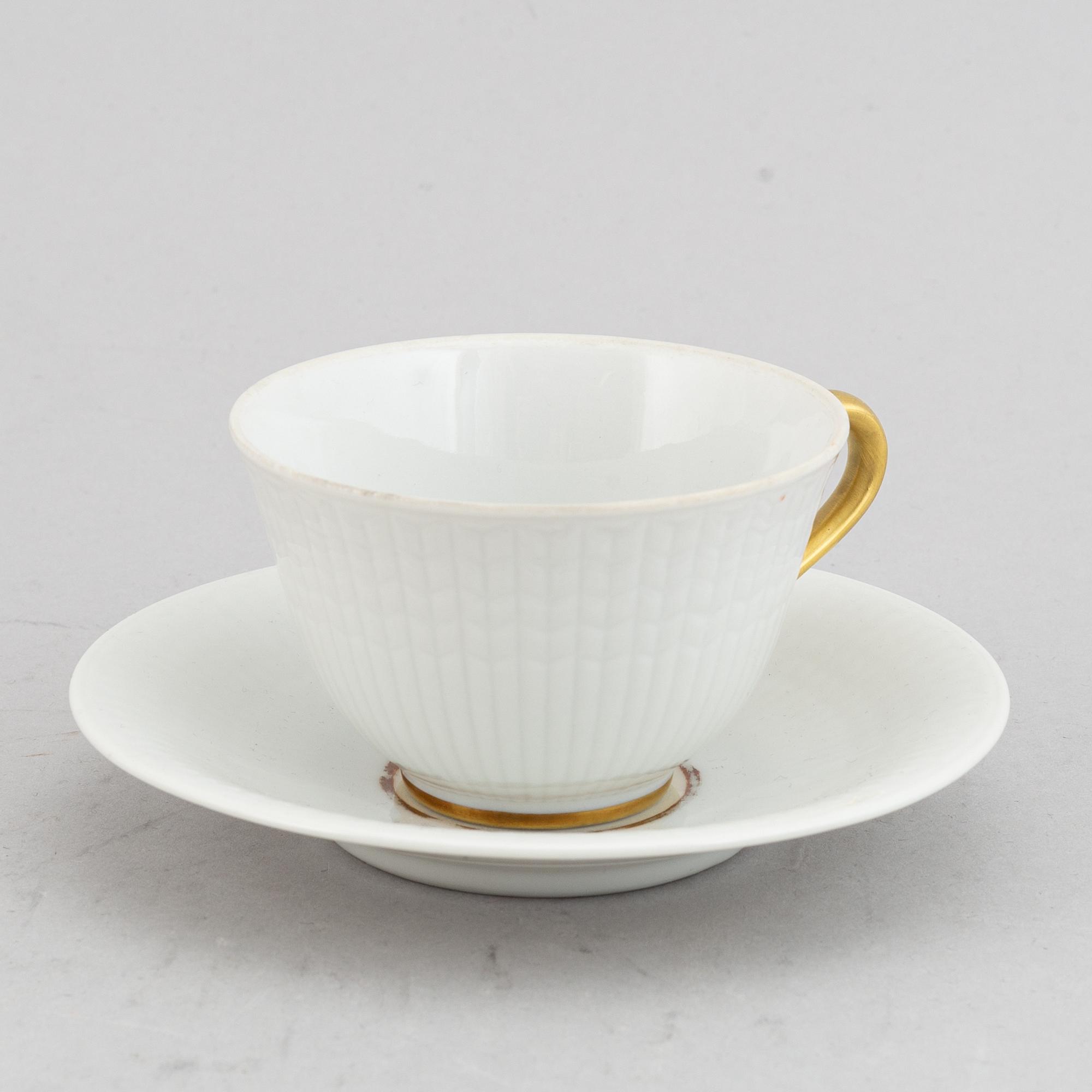 Louise Adelborg, Mat, kaffe- och teservis, Porslin, 110 delar, "Swedish Grace"/"Nationalservisen", Rörstrand.