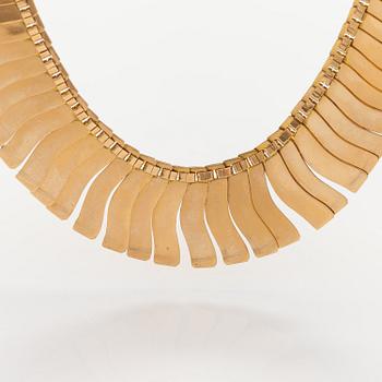 Leo Torikainen, A 18K gold collier. Pirkan Kulta, Tampere 1963.