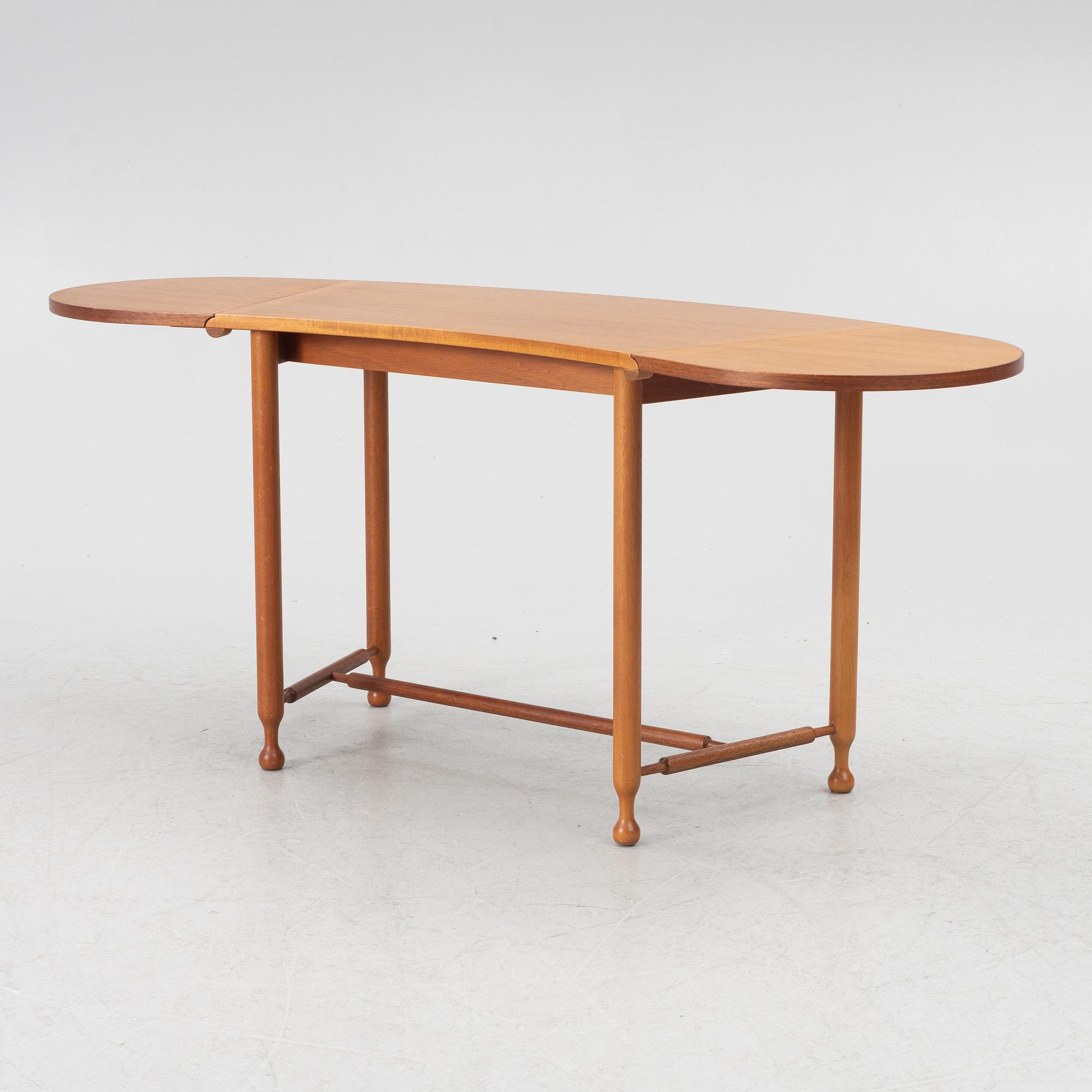 Josef Frank, drop-leaf table, model 1333, Svenskt Tenn.