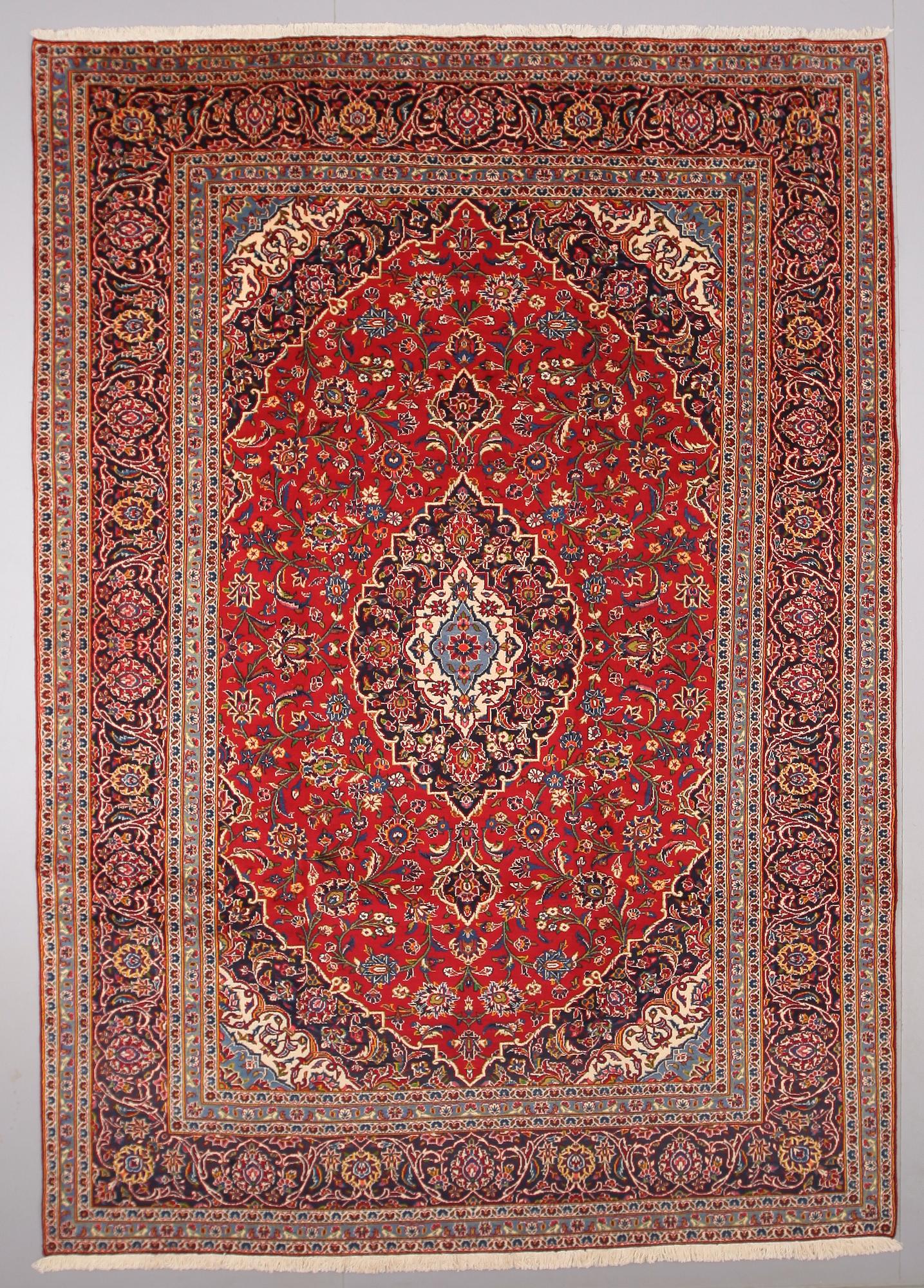 MATTA, Keshan, old, ca 343 x 245 cm.