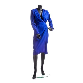 781. YVES SAINT LAURENT, a Klein blue silk dress.