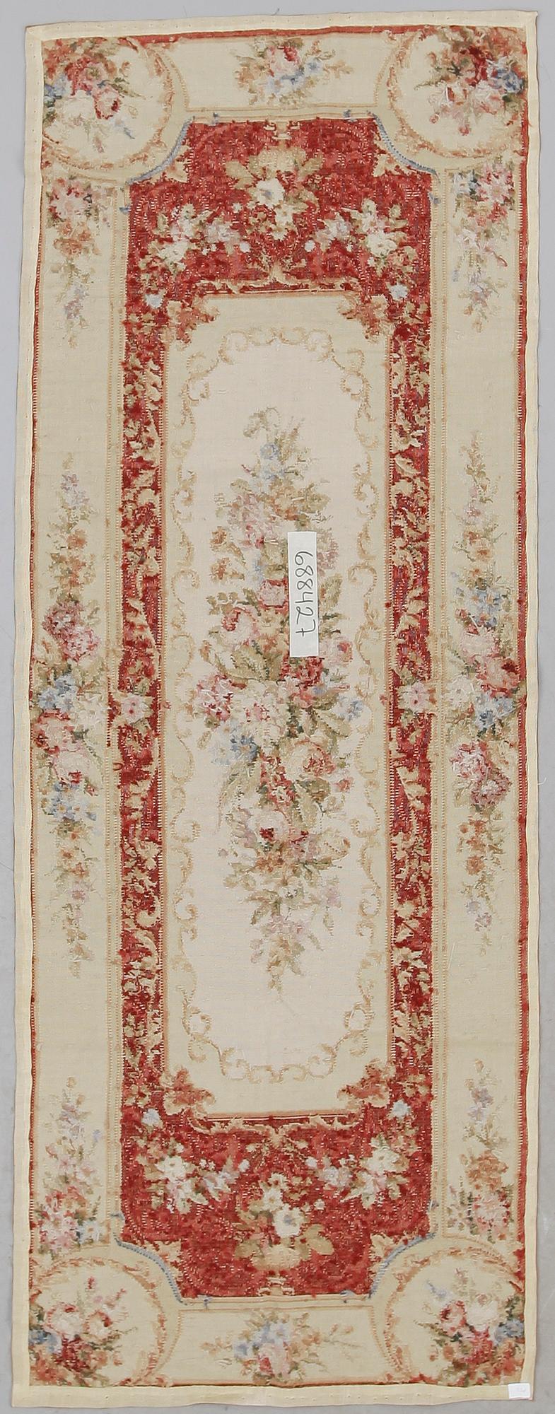 MATTA, Aubussonstil, 1900-tal. Ca 245 x 92 cm.