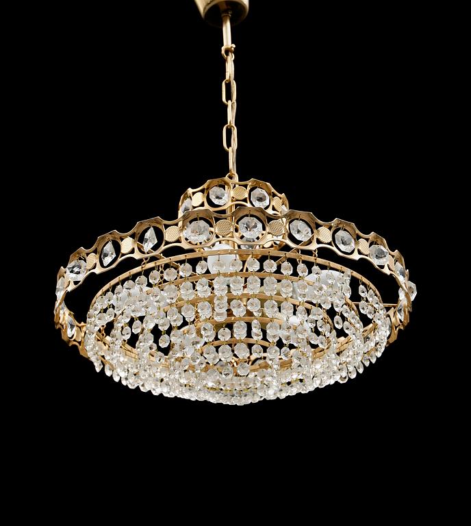 TAKLAMPA, 1900-talets andra hälft. Höjd 18 cm.