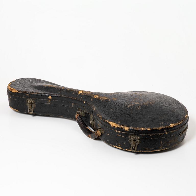 Gibson, mandolin, "A4", USA, 1918.
