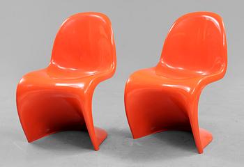 STOLAR, ett par, "Panton chair", Verner Panton för Herman Miller, USA, 1976.