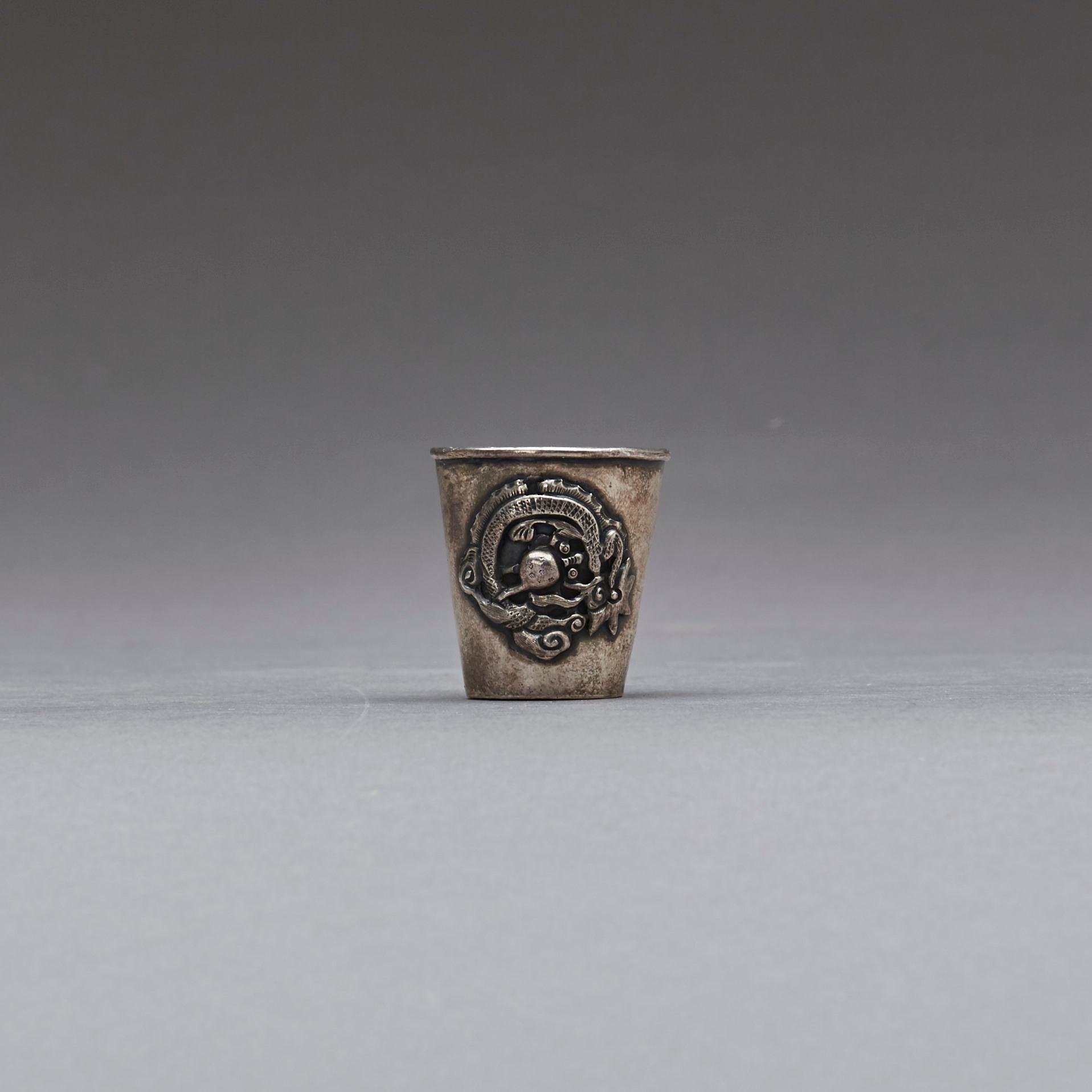 SUPKOPP, silver, Kina, märkt undertill. 24 g.