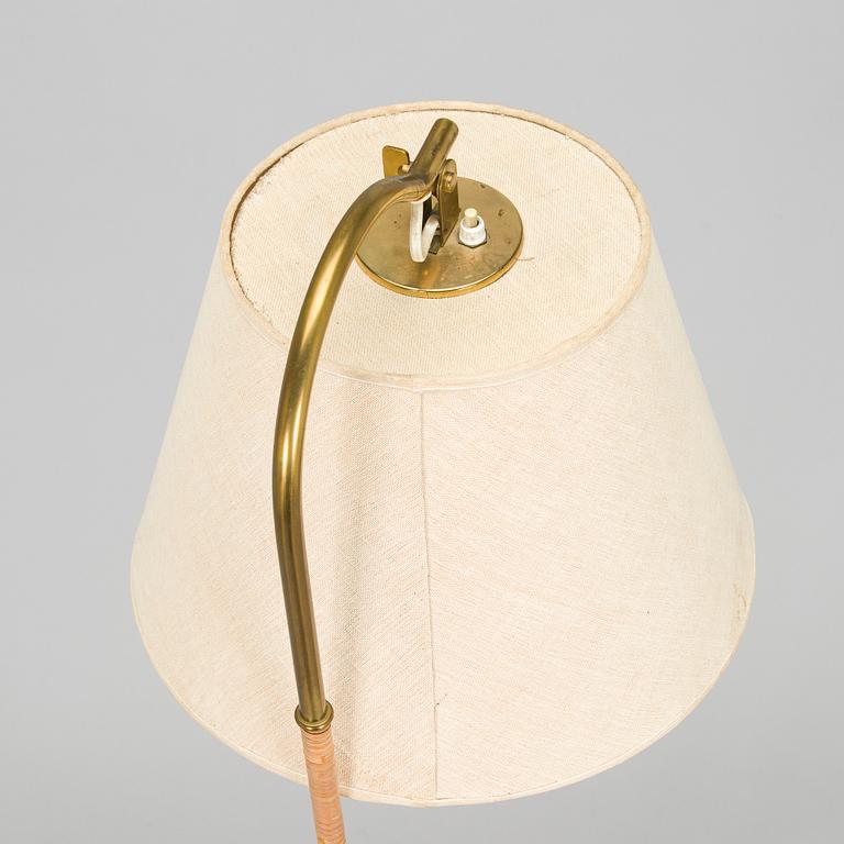 Paavo Tynell, golvlampa, modell 9609, Idman, 1900-talets mitt.