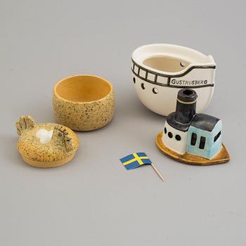 LISA LARSON, 2 SKÅLAR MED LOCK, stengods, K-studion Gustavsberg, 1900-talets andra hälft.
