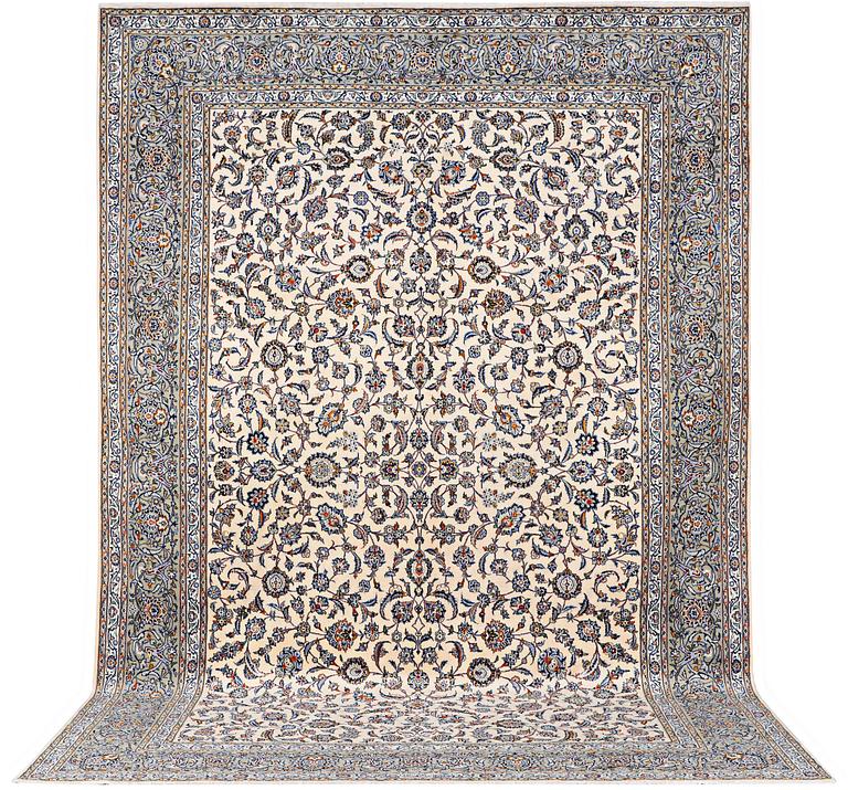 A carpet, Kashan, signed, c. 427 x 296 cm.