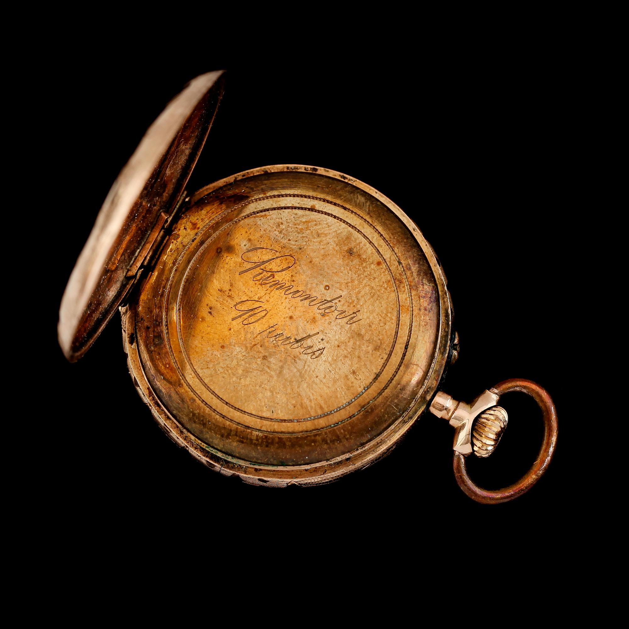 FICKUR, 14K guld, 1900-talets första hälft. Total vikt inklusive urhus 32 g.