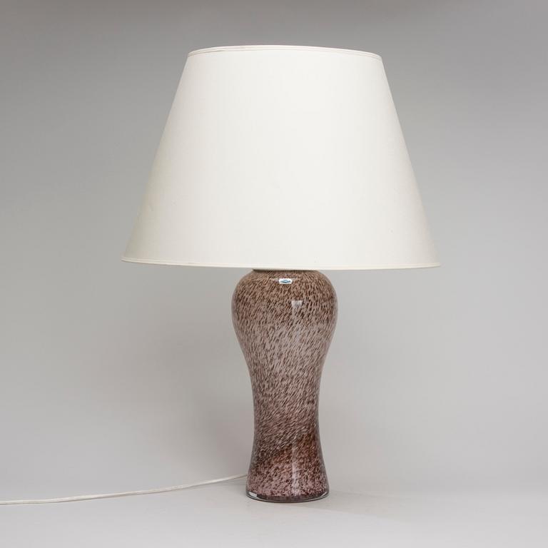 BORDSLAMPA, "Pastoraali" Inkeri Toikka, Nuutajärvi Notsjö 1980-tal.