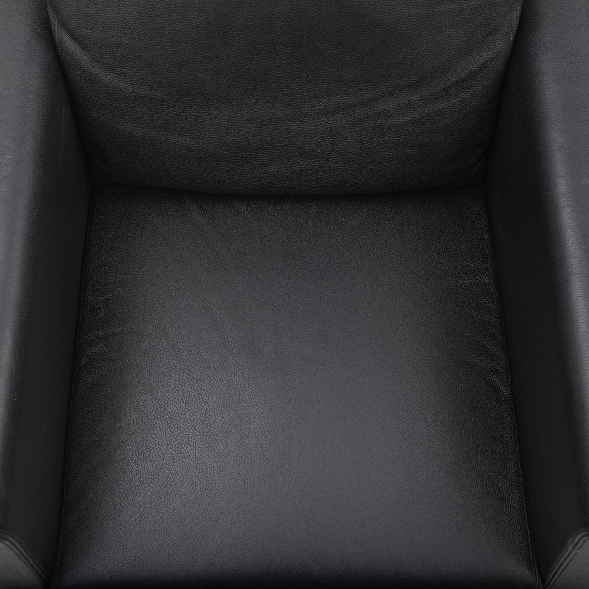 Walter Knoll, a pair of armchairs, 'Jason 391'.