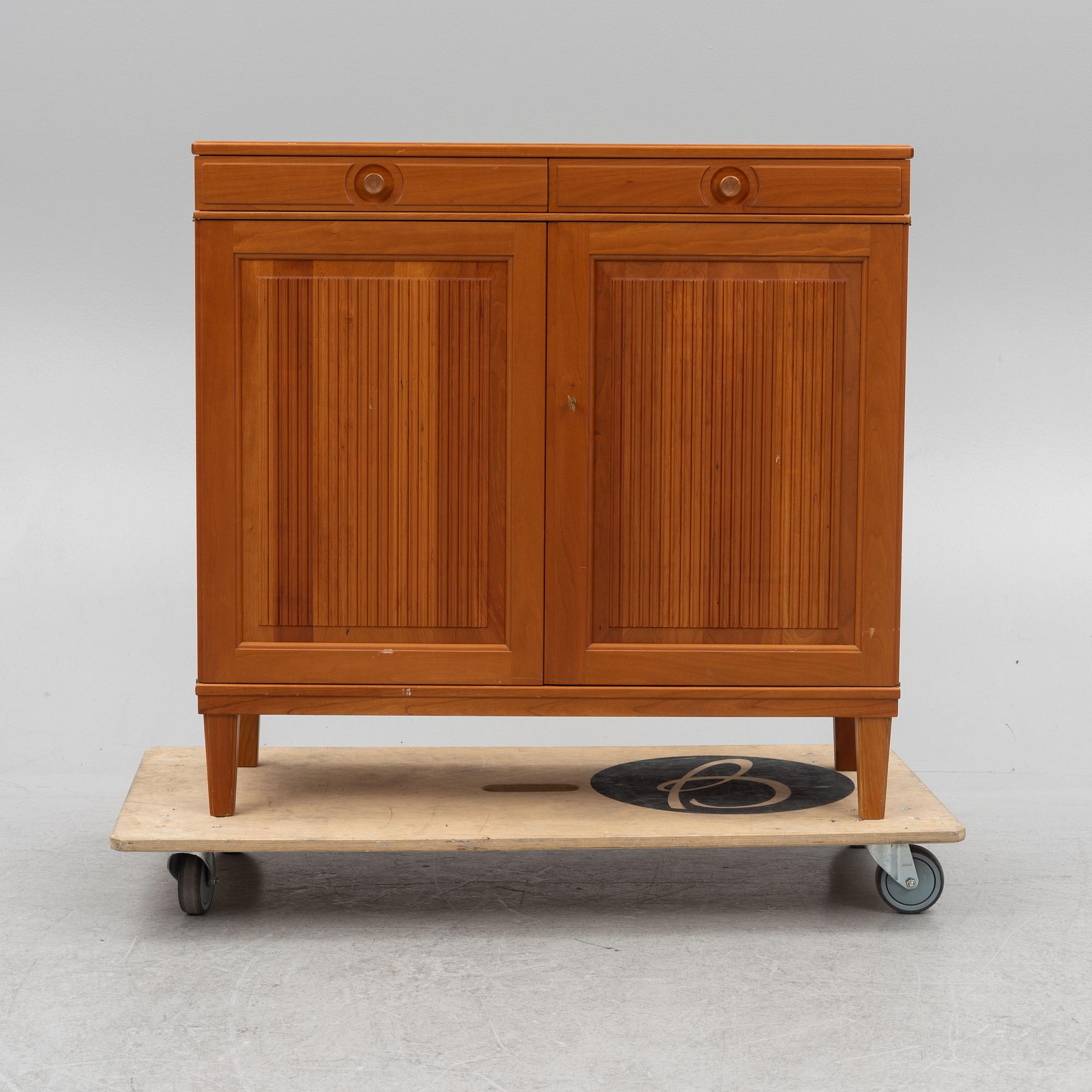 Carl Malmsten, skänk, "Herrgården", Jubileumsmodell, 1997.