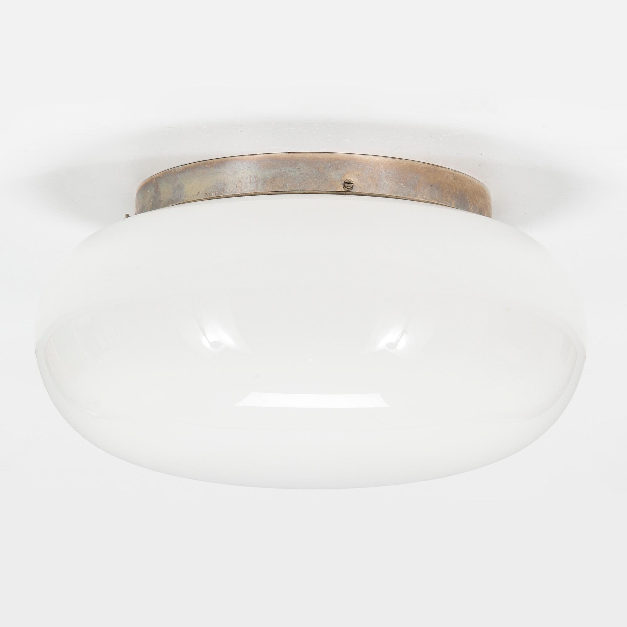 Paavo Tynell, a 1950's '1622' ceiling light for Taito.