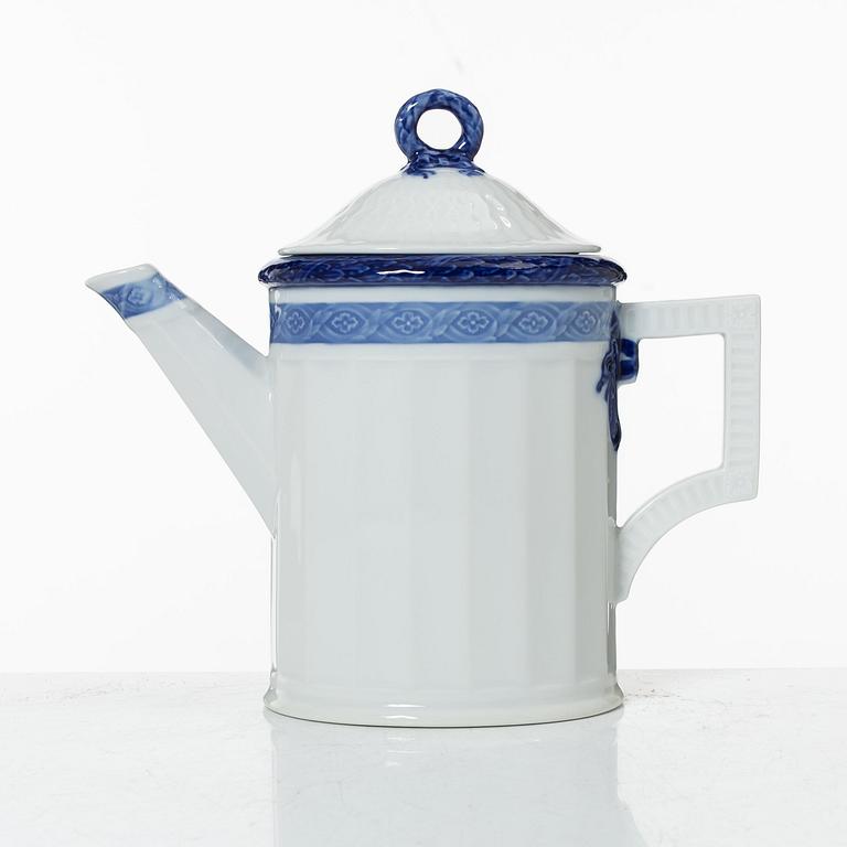 Arnold Krogh, service, 38 pieces, porcelain, "Blue Fan", Royal Copenhagen, Denmark.