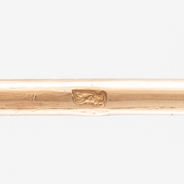 A brooch pin in the form of a beetle, 18K gold and silver with labradorite.