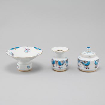 17 pcs tableware by Lomonosov, second half of the 20th century.