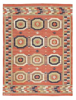 MÄRTA MÅÅS-FJETTERSTRÖM, carpet, flat weave, "Röda åttan", 192 x 146 cm, signed AB MMF.