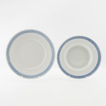 Arnold Krogh, service approx. 66 pcs "Blue Fan", Royal Copenhagen Denmark.