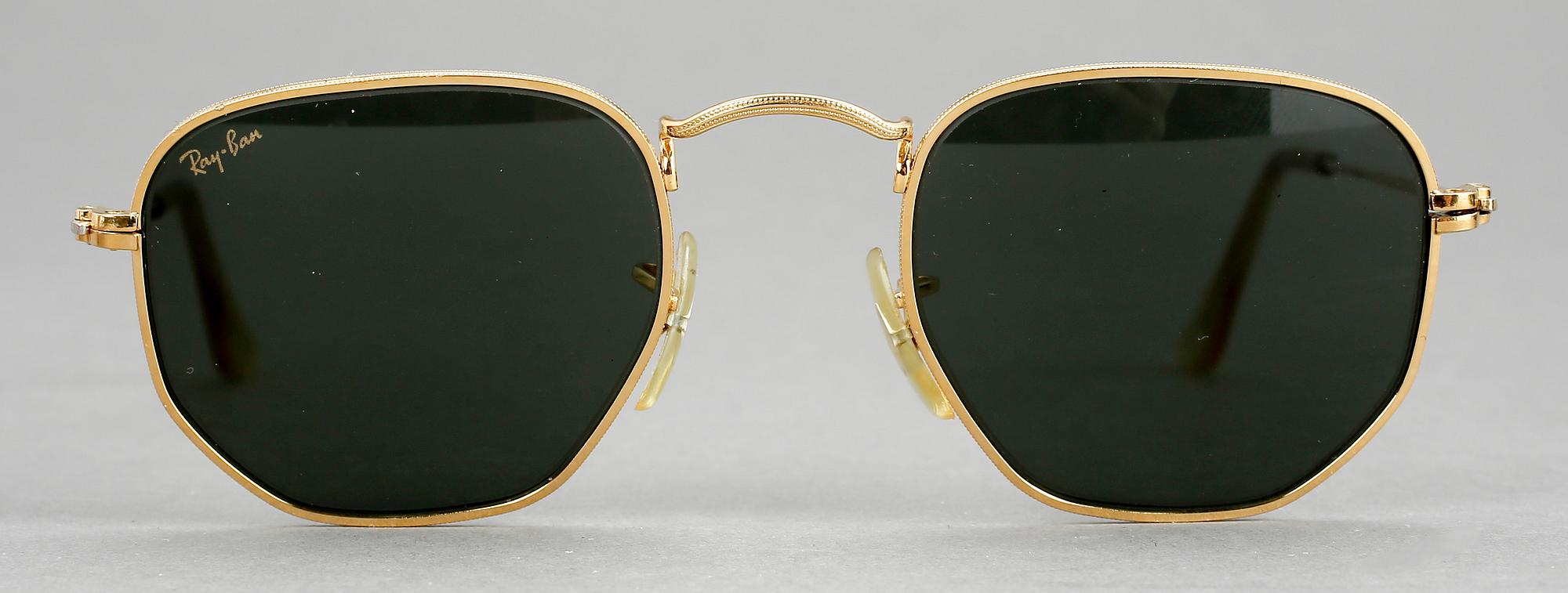 SOLGLASÖGON, Ray-Ban.