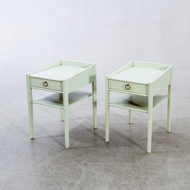 A pair of 1950/60s bedside tables.