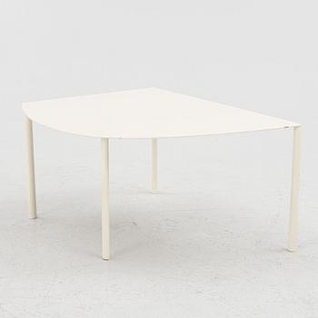 Claesson Koivisto Rune, an 'Arizona' table, Dux, 2017.