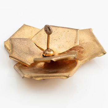 Tapio Wirkkala, brooch, gilded metal, Finland, signed TW.