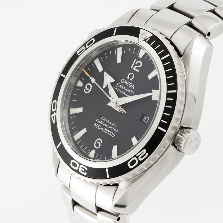 Omega, Seamaster Professional, Planet Ocean 600M, "007 Casino Royal", "Limited Edition", ca 2008.