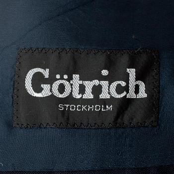 GÖTRICH, a men's suit consisting of jacket, vest and pants.