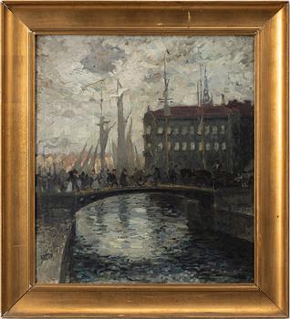 Axel Erdmann, Bustling crowd on a bridge.