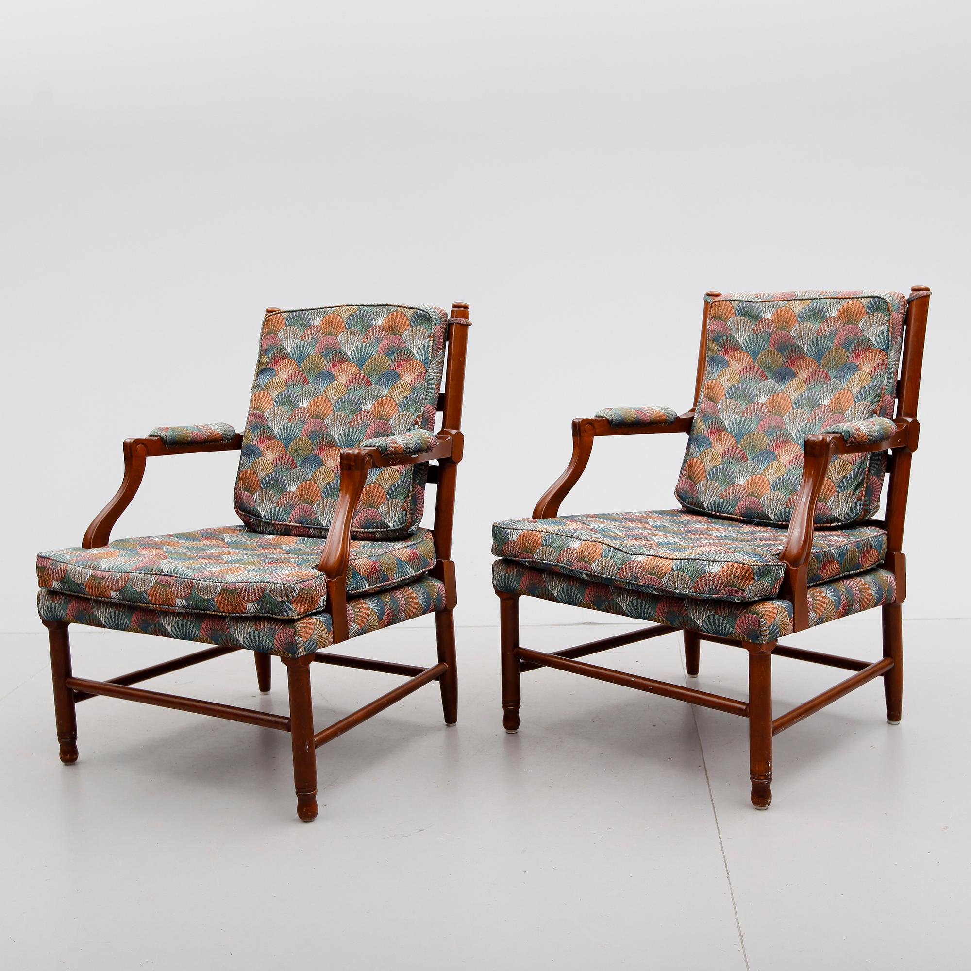 FÅTÖLJER, 1 par, Gripsholmsmodell, 1900-alets andra hälft.