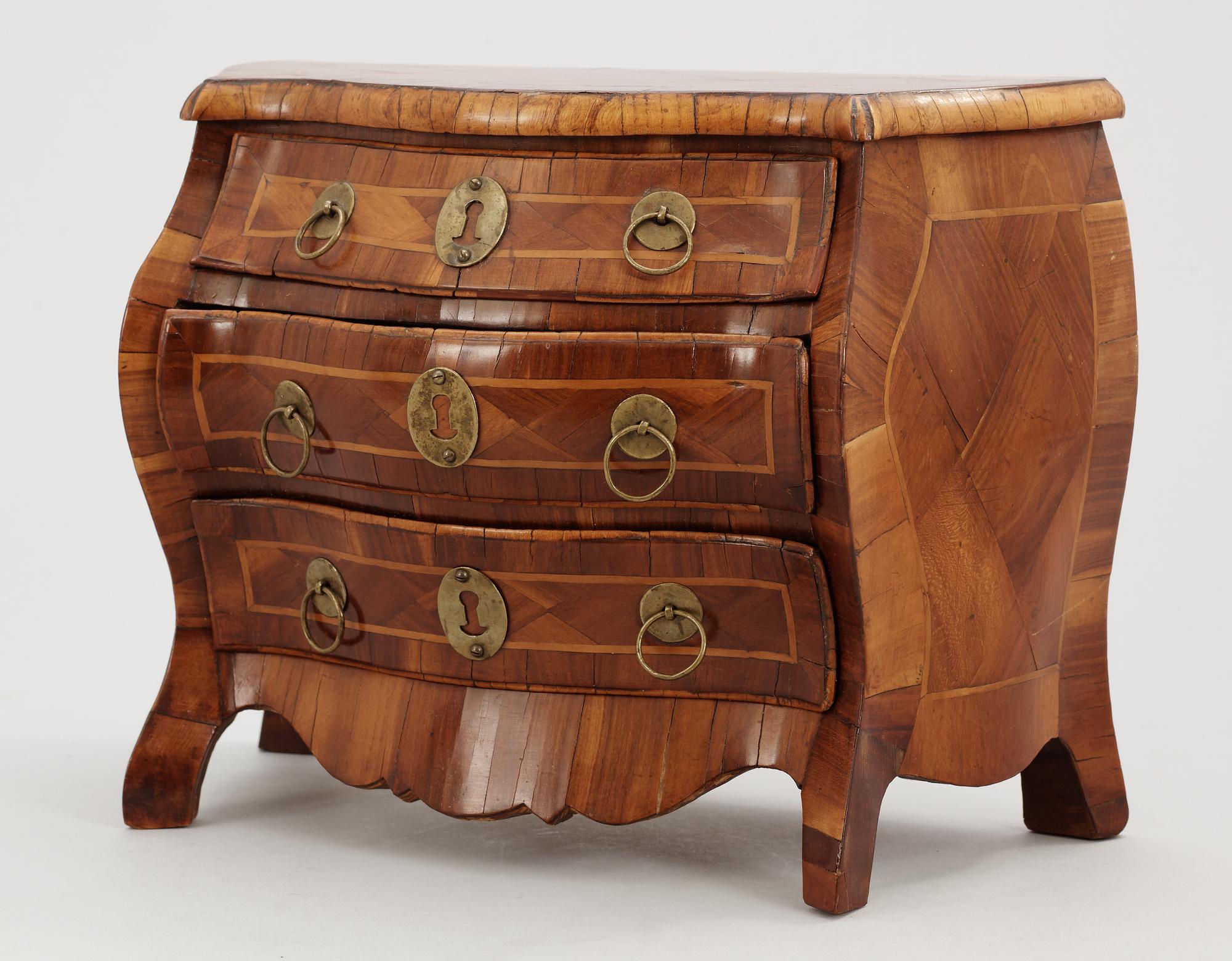 A Swedish Rococo 18th century miniature commode signed by G. Foltiern.