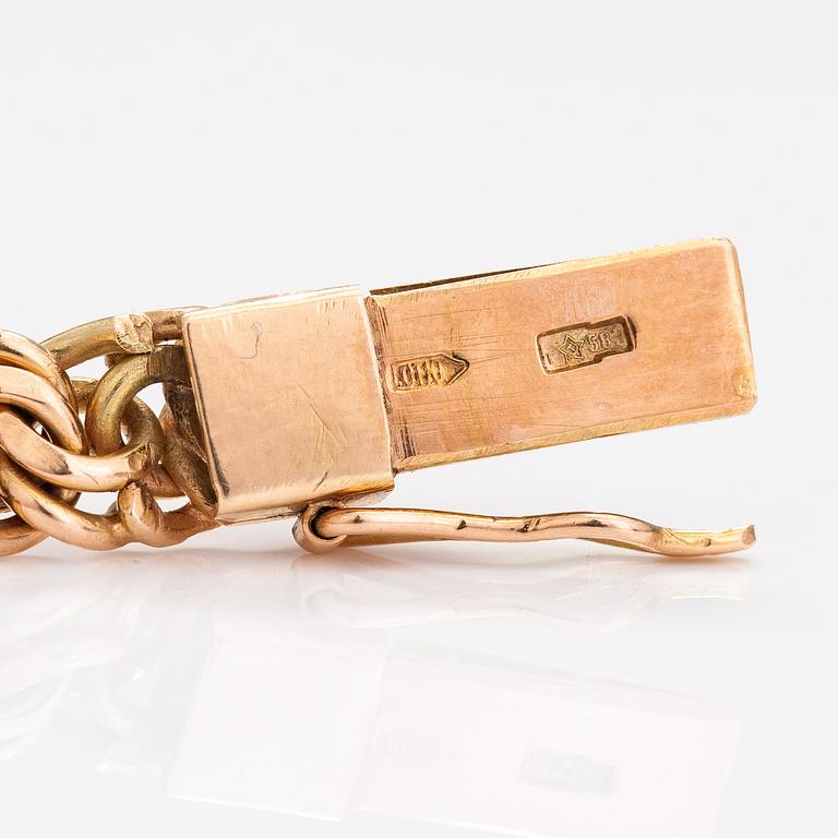 A 14K gold necklace. Russian hallmarks.
